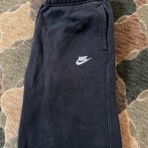 Nike size Large sweatpants